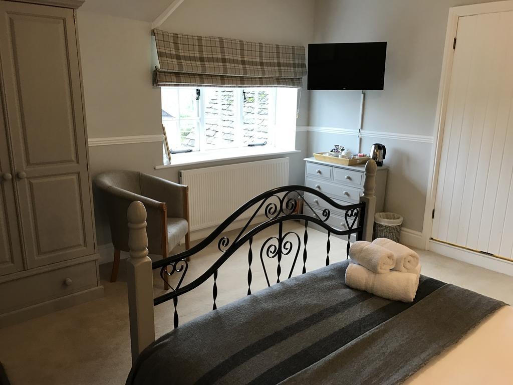 The Tollgate Inn Bradford-On-Avon Εξωτερικό φωτογραφία